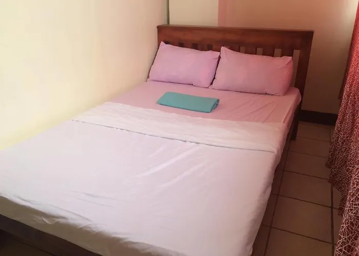 Friendly's Hostel