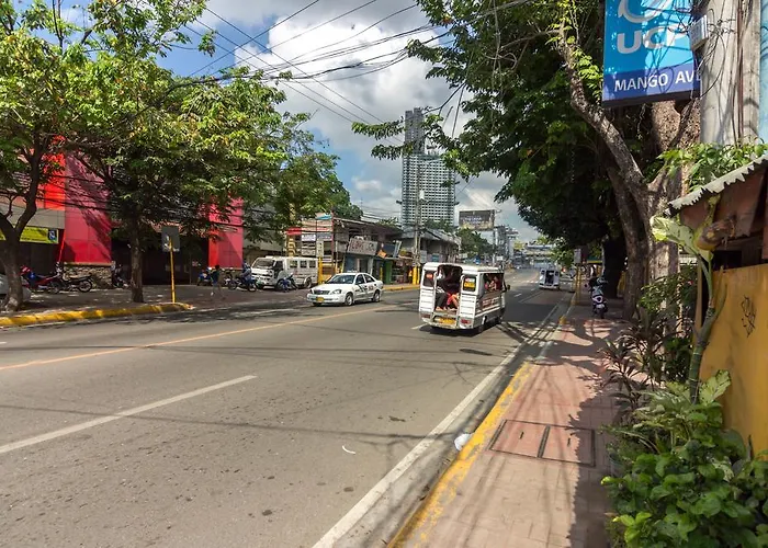 Friendly's * Cebu